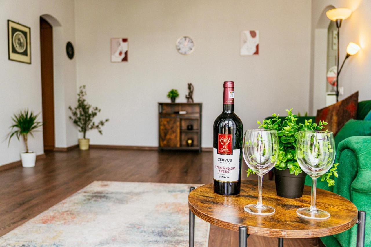 Hacienda Coltea - Cozy Old Town Apartaments Bucureşti Ngoại thất bức ảnh