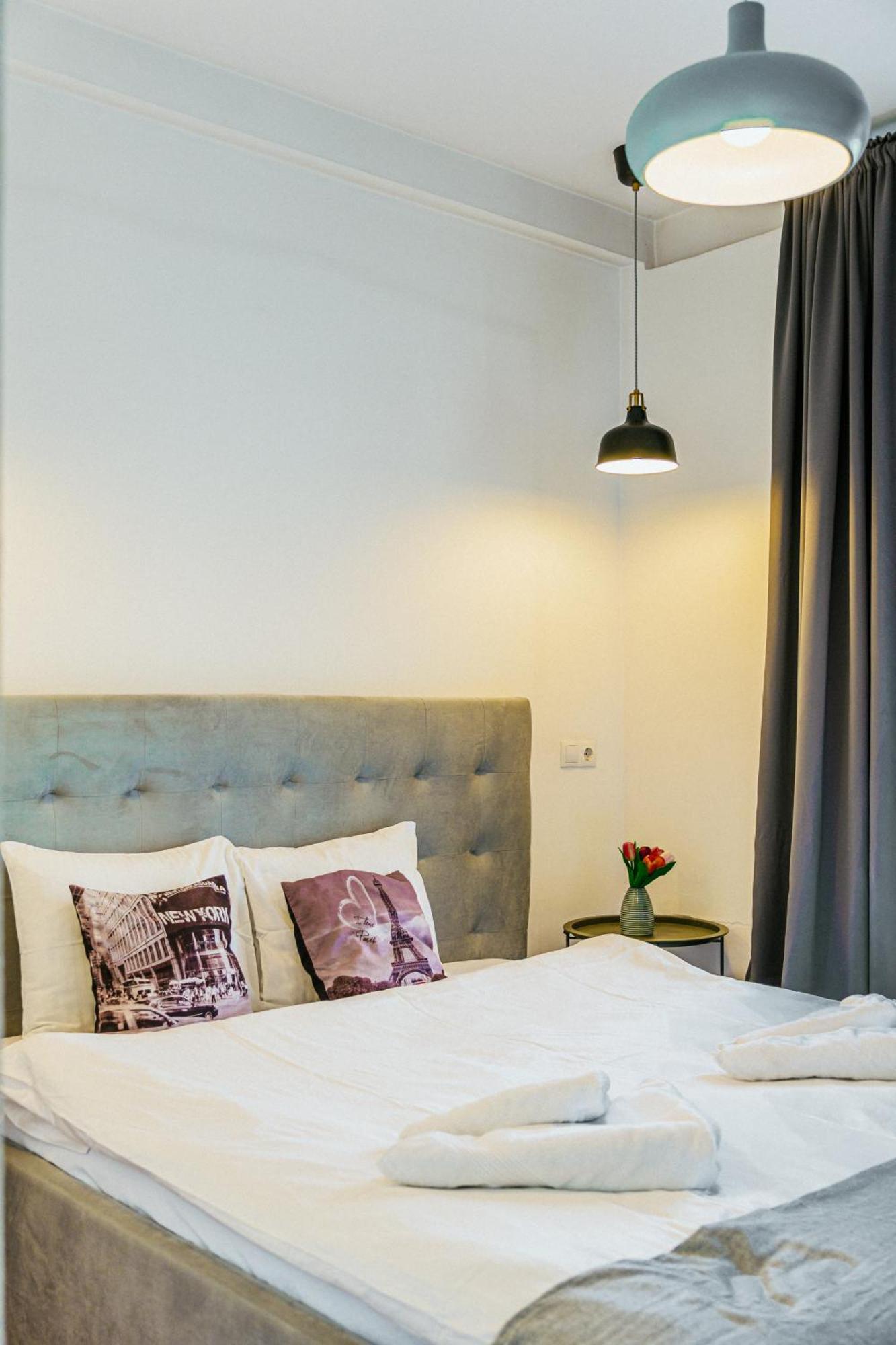 Hacienda Coltea - Cozy Old Town Apartaments Bucureşti Ngoại thất bức ảnh