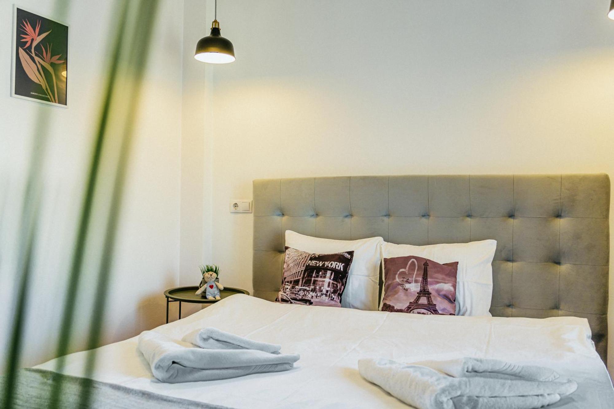Hacienda Coltea - Cozy Old Town Apartaments Bucureşti Ngoại thất bức ảnh